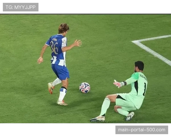 那不勒斯2-1逆转拉齐奥，保留争夺欧联杯资格希望